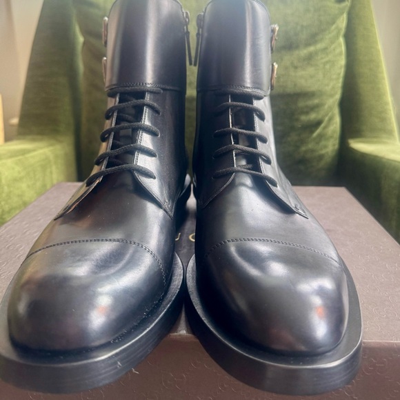 NWT Gucci Military Boot lace- up w/ Double Buckle & a cap toe - Black - Picture 2 of 15